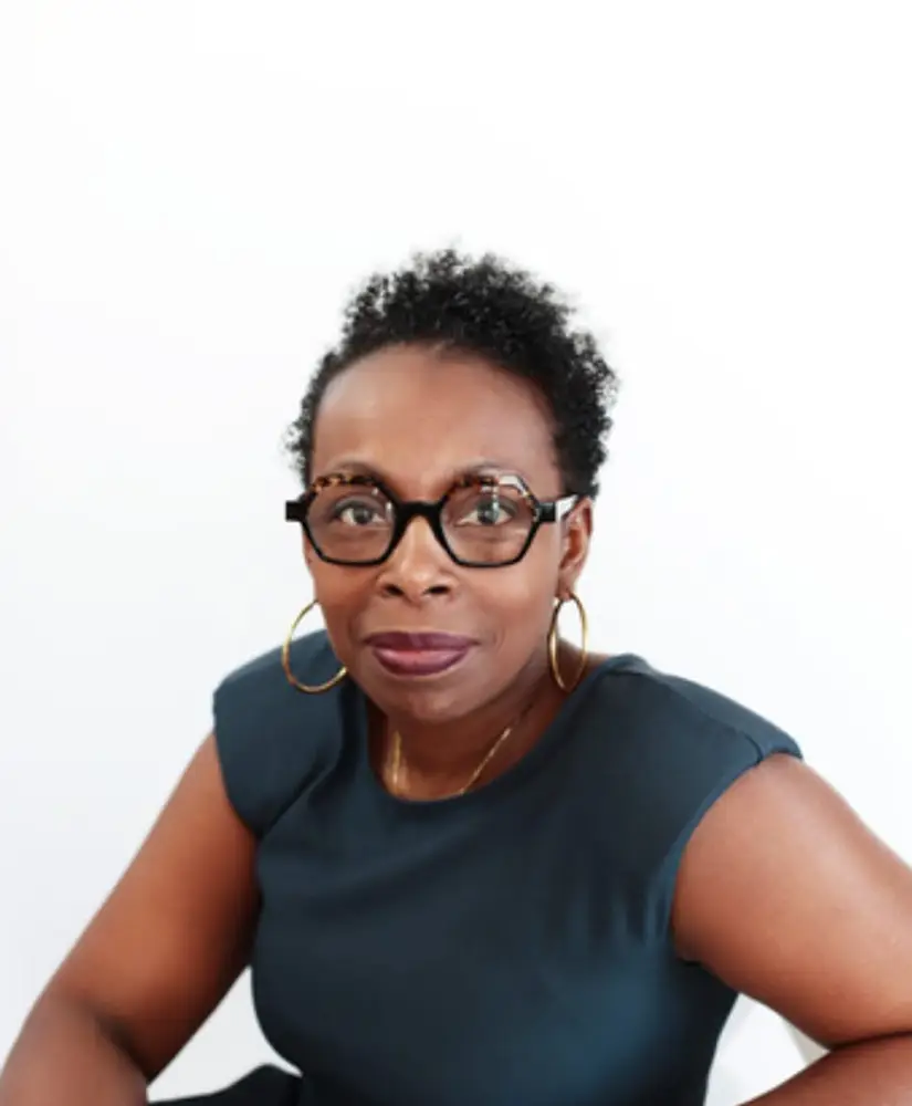 Portrait Marie Sophrologue et praticienne en psychogénéalogie